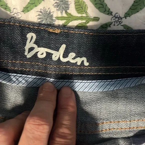 Boden denim skirt - Picture 2 of 3